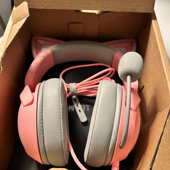 Razer Kraken Kitty V2 USB Wired RGB Headset: Chroma Kitty Ears Quartz Pi… - Picture 10 of 15